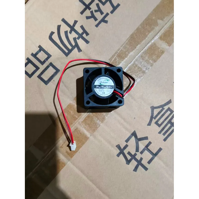 مروحة تبريد صغيرة تعمل بالتيار - مراجعة Diy Projects With Electronics وسعره